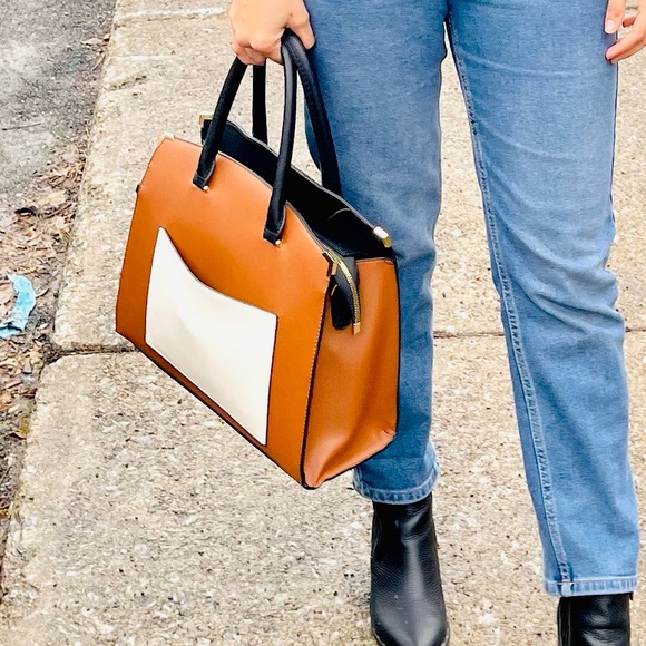 Ladies Purse - Picture 3 of 3